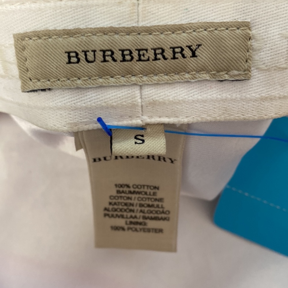 Burberry Checked Flat Cap - image 6